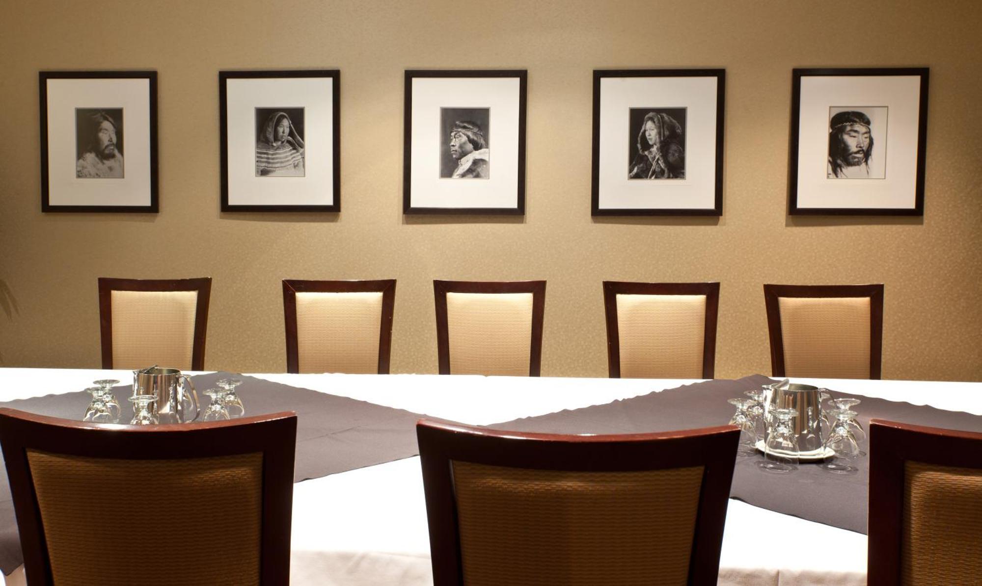 איקלואיט The Frobisher Inn מראה חיצוני תמונה